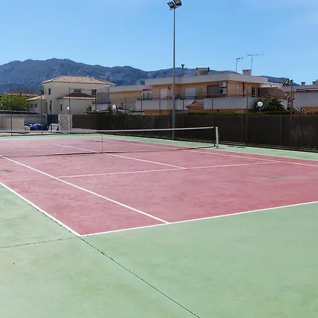 Jardines De Iii El Conserje * Денія